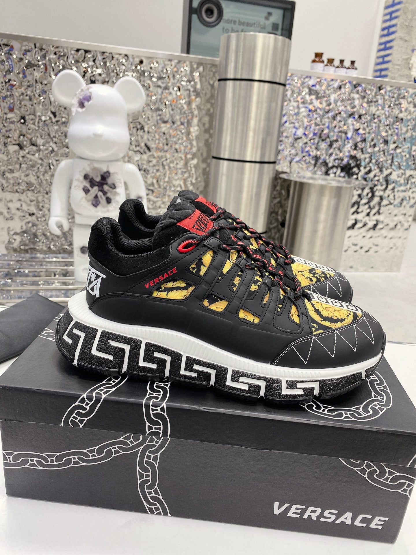 LuxluxHouse Best Quality Shoes Versace