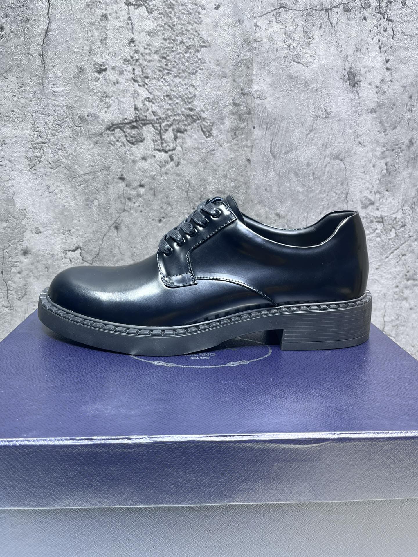 LuxluxHouse Best Quality Shoes Prada