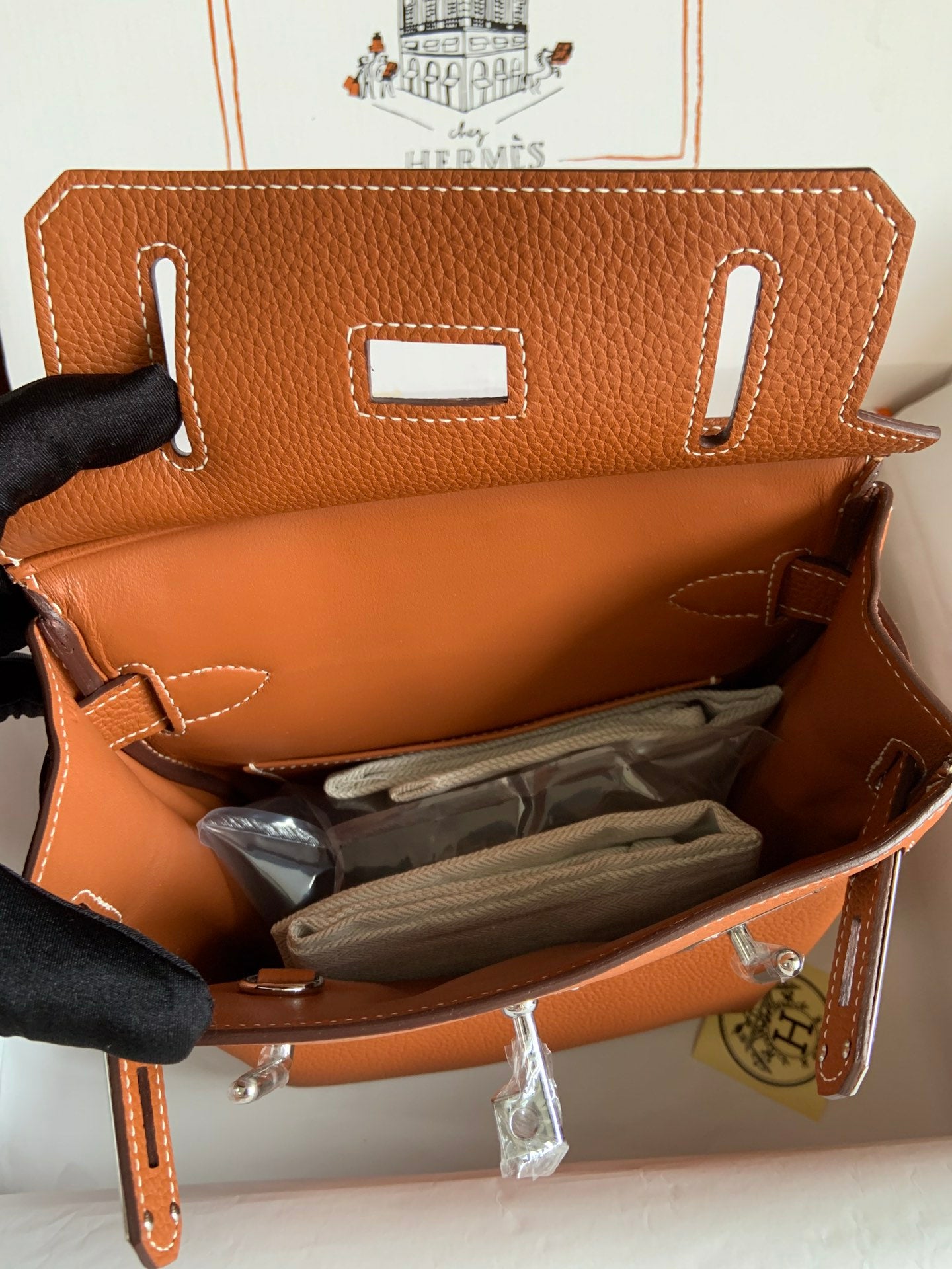LuxluxHouse Best Quality Bags Women Men Hermes