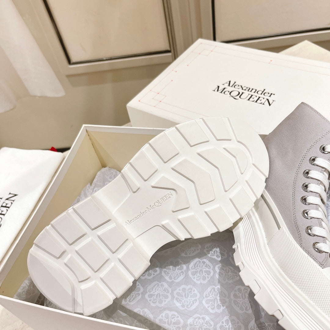 LuxluxHouse Best Quality Shoes Alexander McQueen