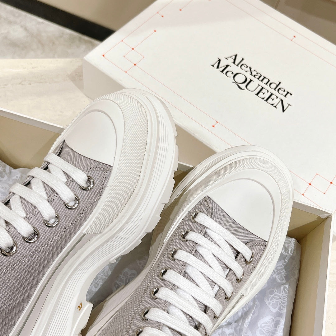 LuxluxHouse Best Quality Shoes Alexander McQueen