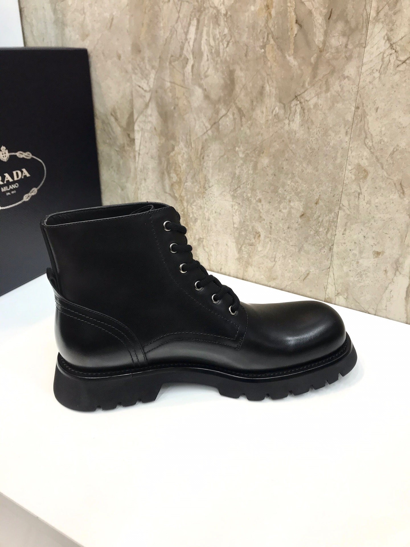 LuxluxHouse Best Quality Shoes Prada
