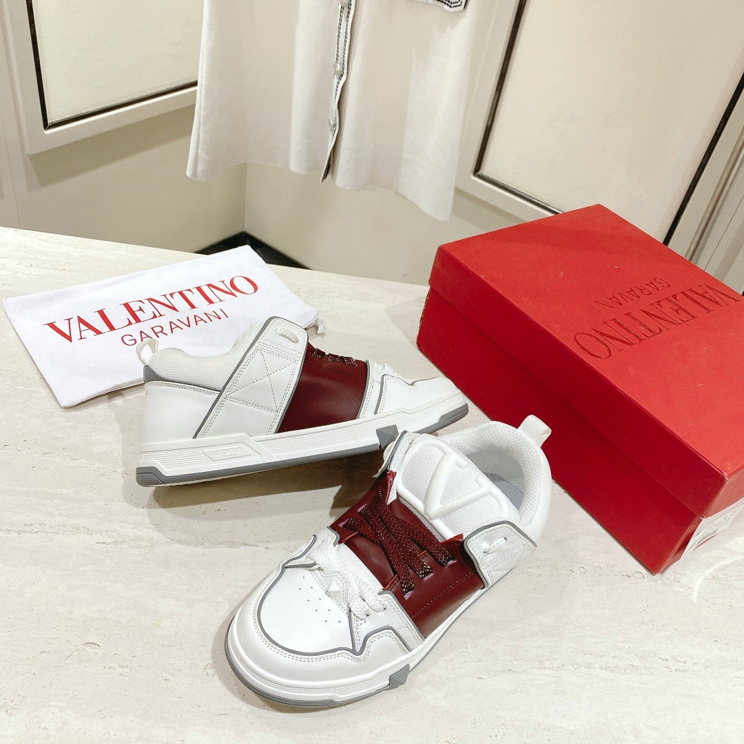 LuxluxHouse Best Quality Shoes Valentino