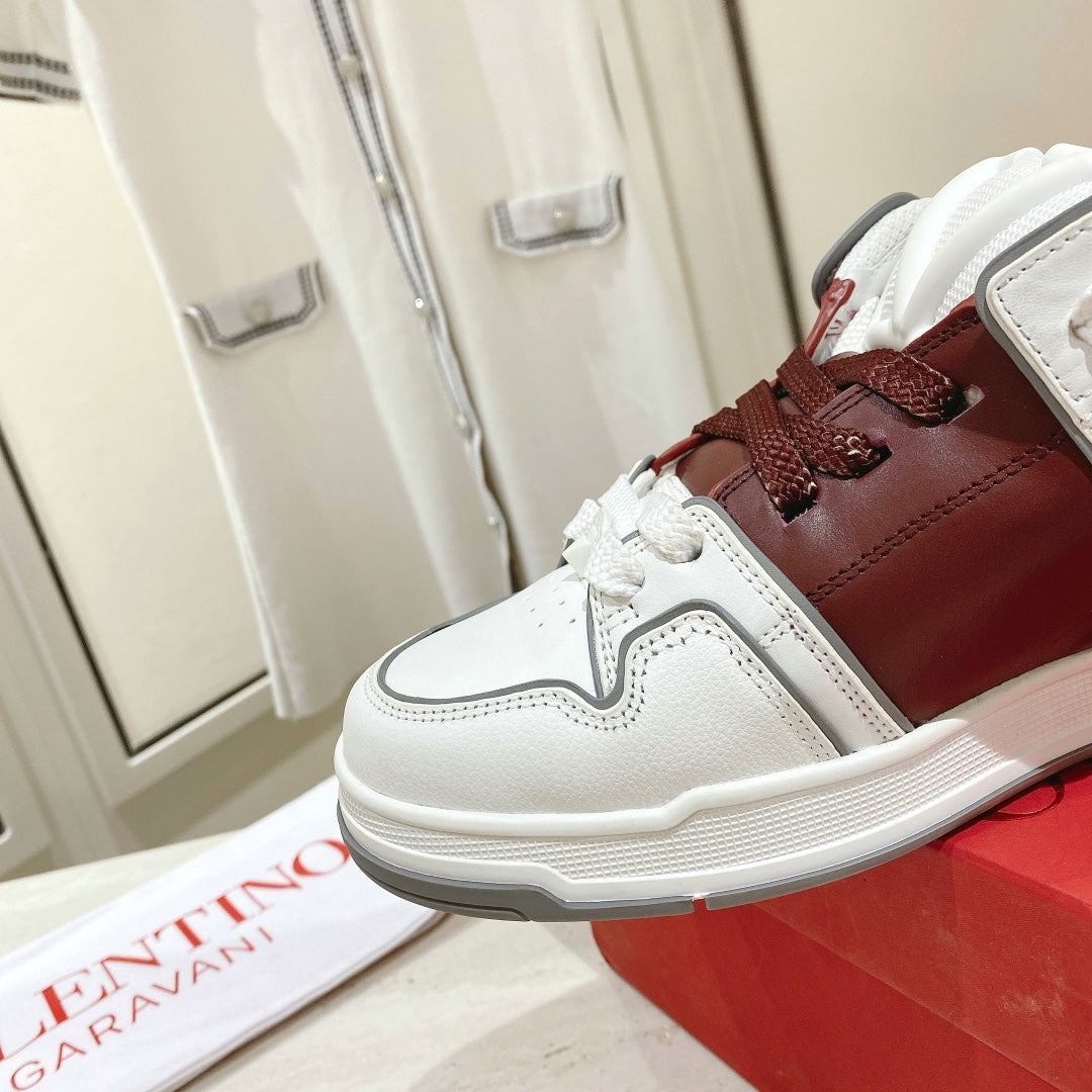 LuxluxHouse Best Quality Shoes Valentino