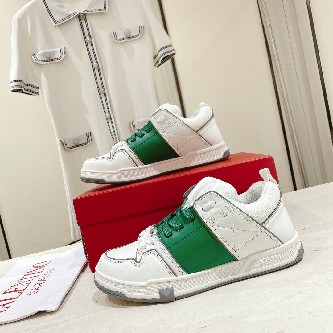 LuxluxHouse Best Quality Shoes Valentino