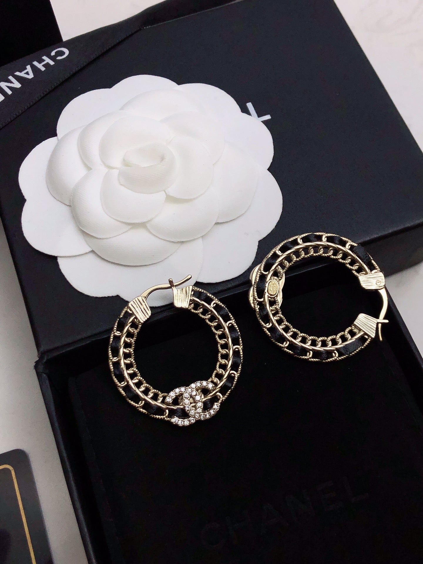 LuxluxHouse Best Quality Accessories Chanel