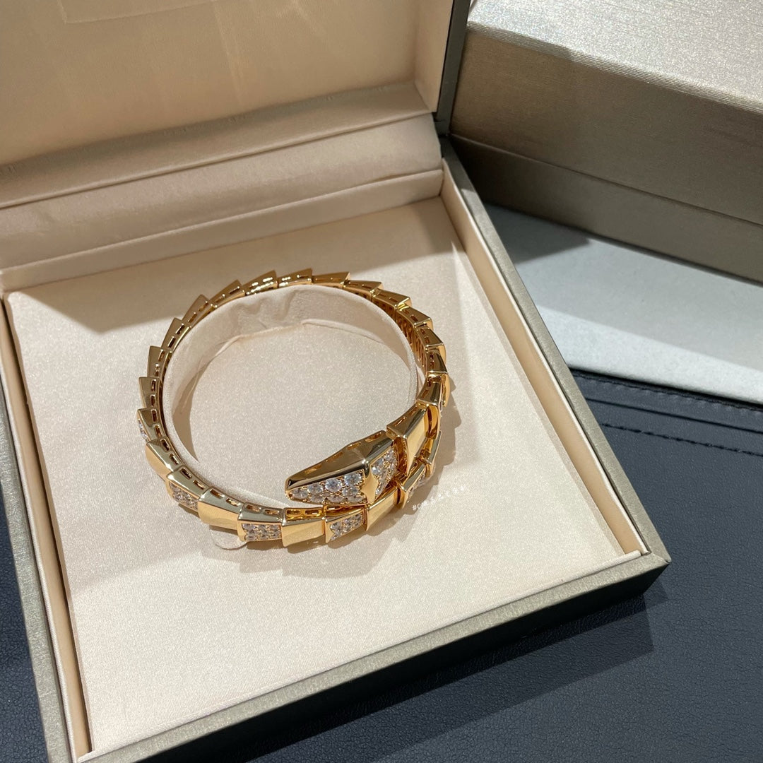 LuxluxHouse Best Quality Accessories Bracelet Bvlgari
