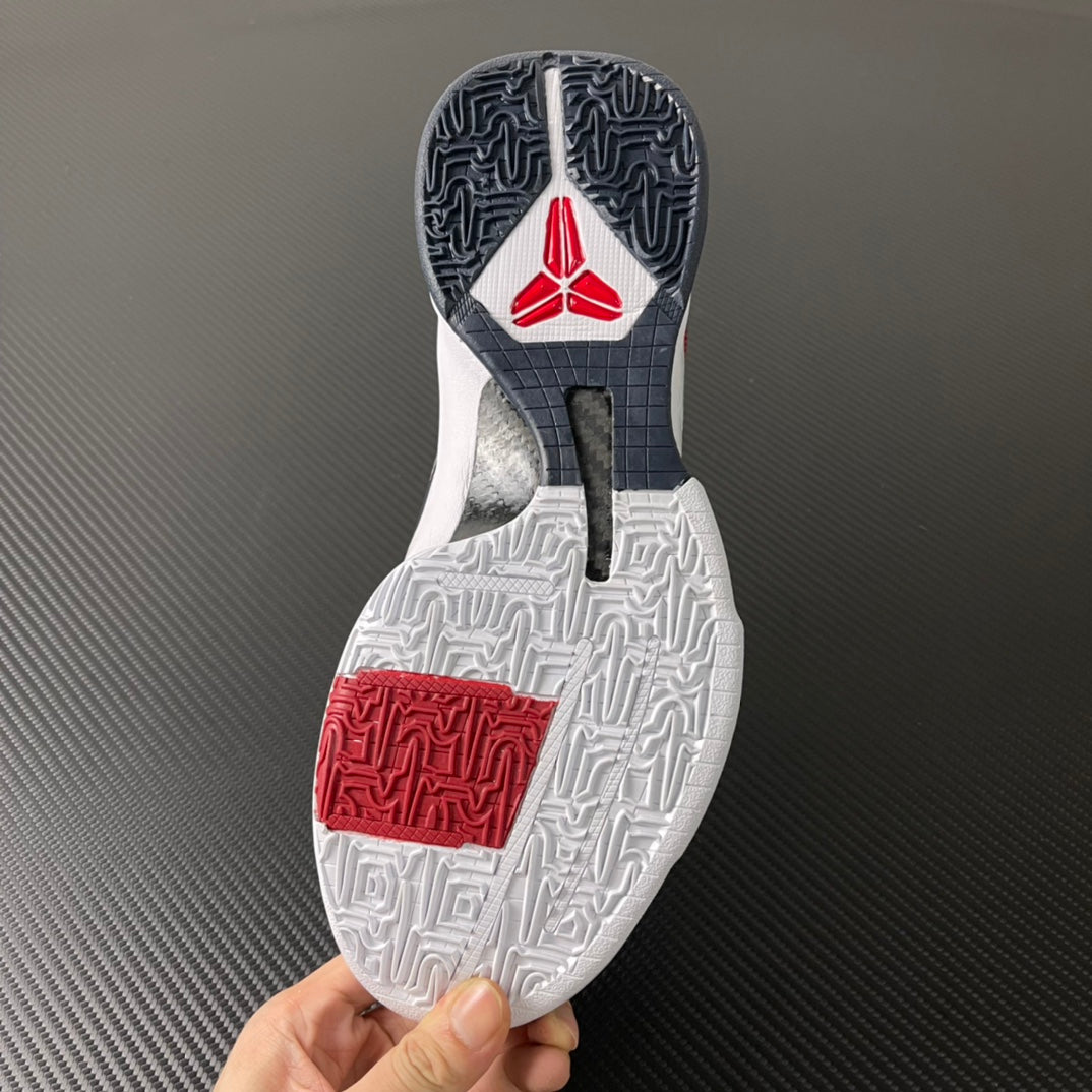 Max/WKB Batch-Nike Zoom Kobe 5 Protro “USA”
