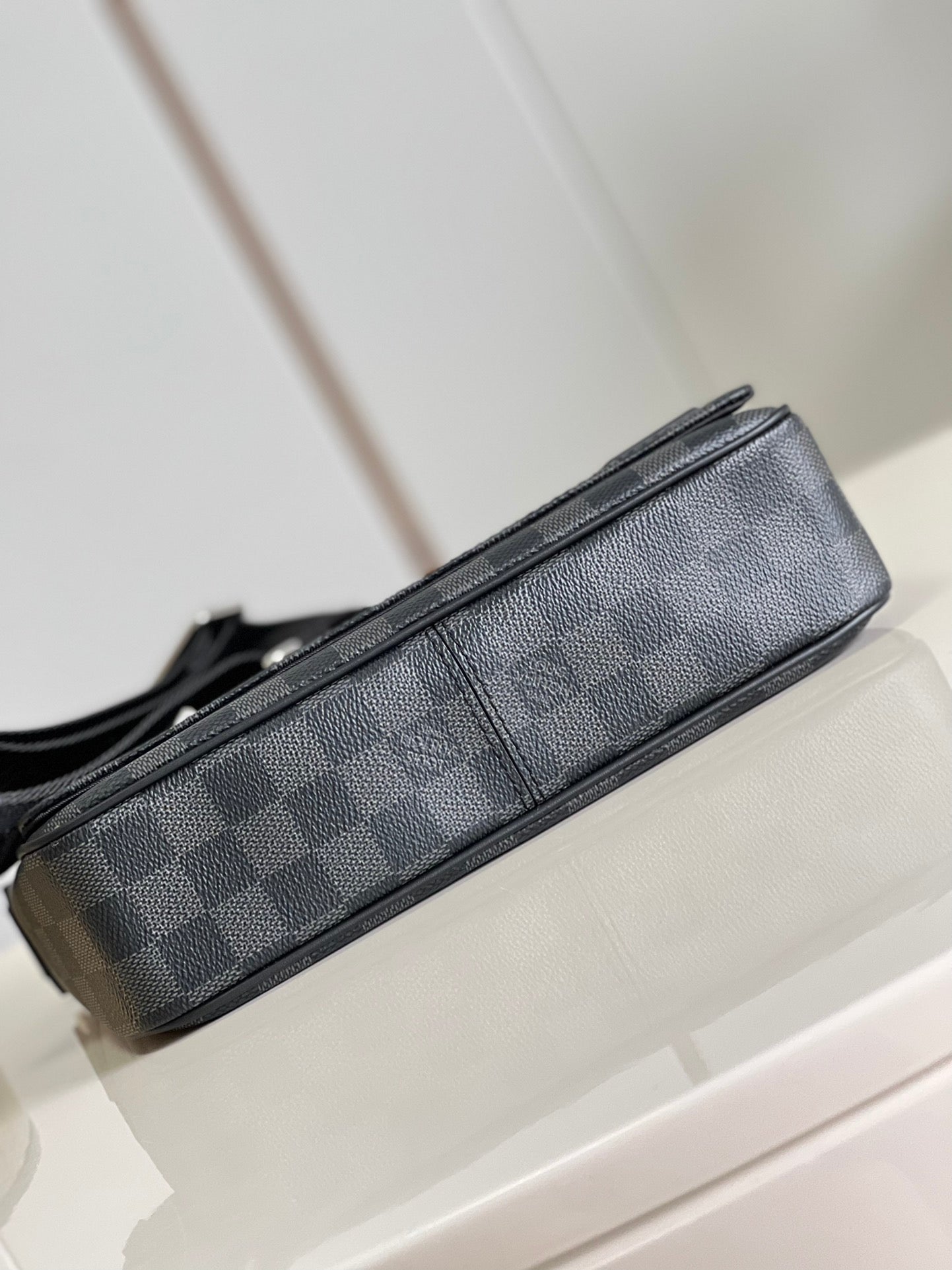 LuxluxHouse Best Quality Bags Louis Vuitton Men