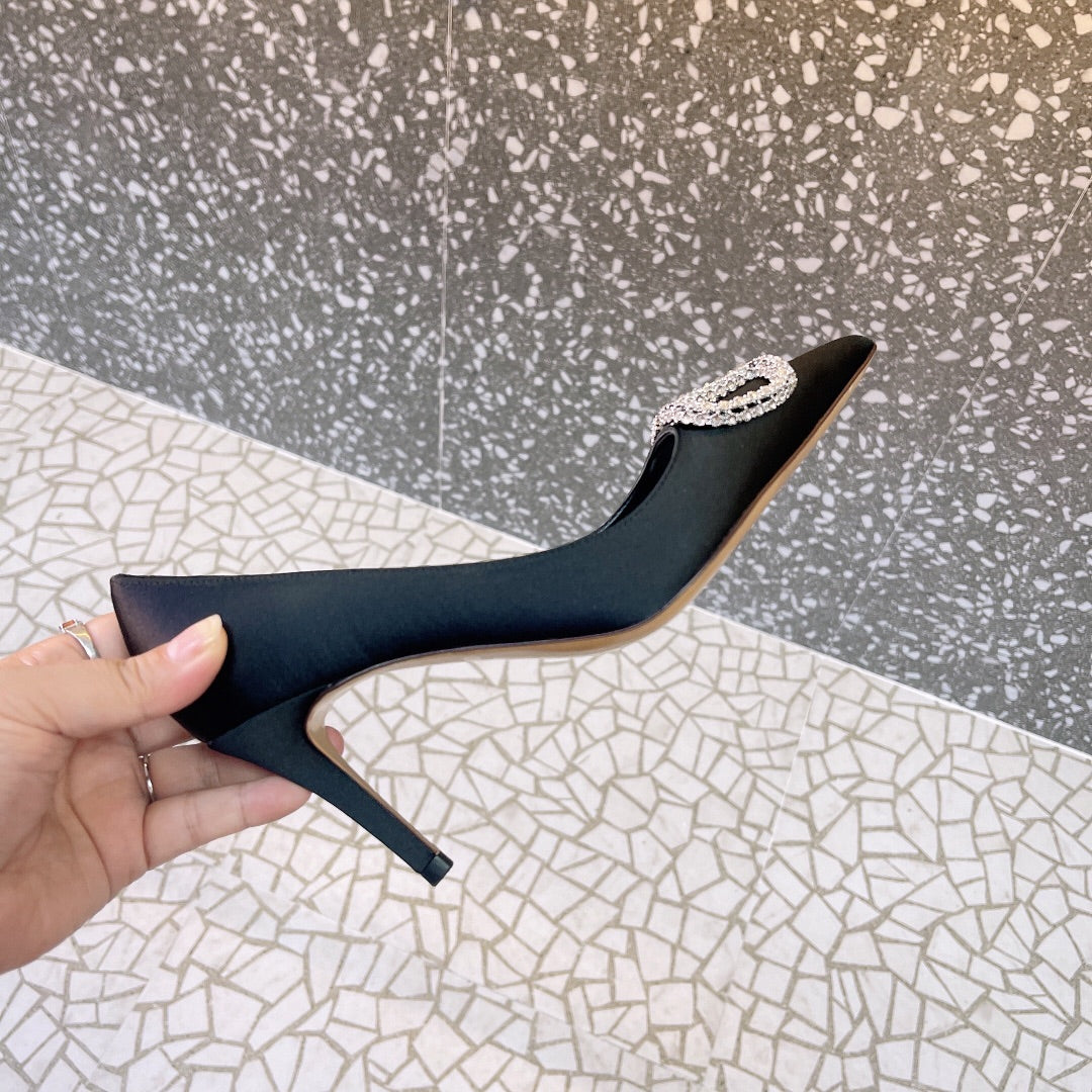 LuxluxHouse Best Quality Valentino Women Shoes