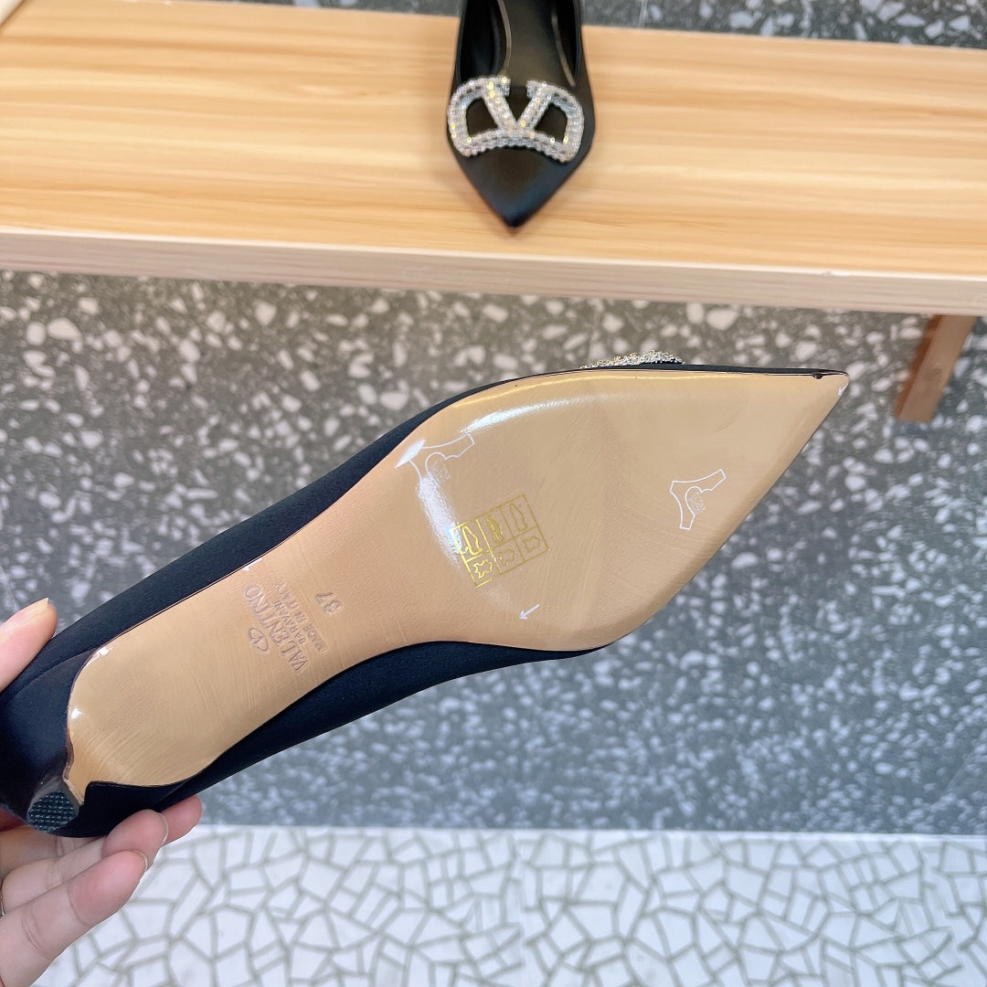 LuxluxHouse Best Quality Valentino Women Shoes