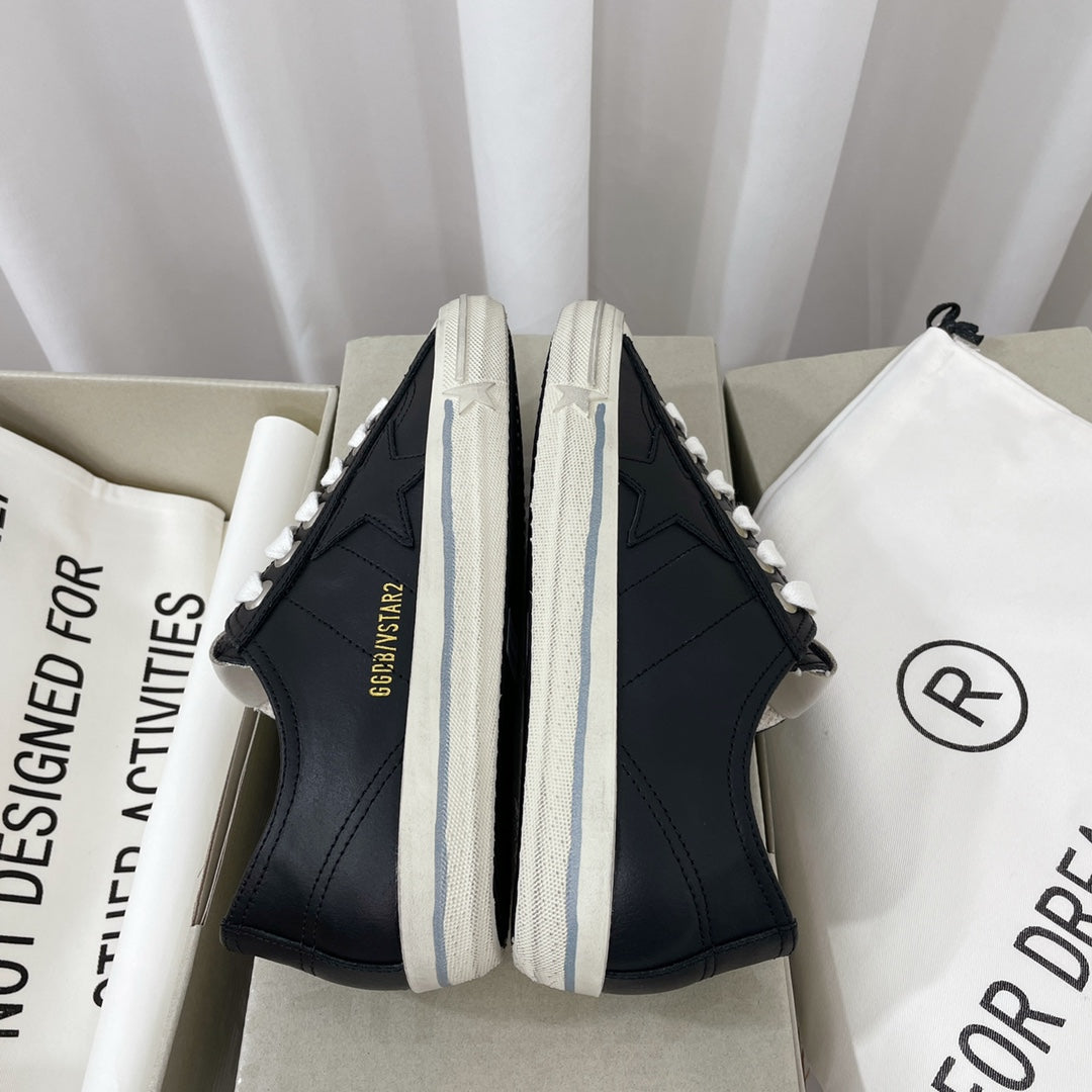 LuxluxHouse Best Quality Shoes Golden Goose
