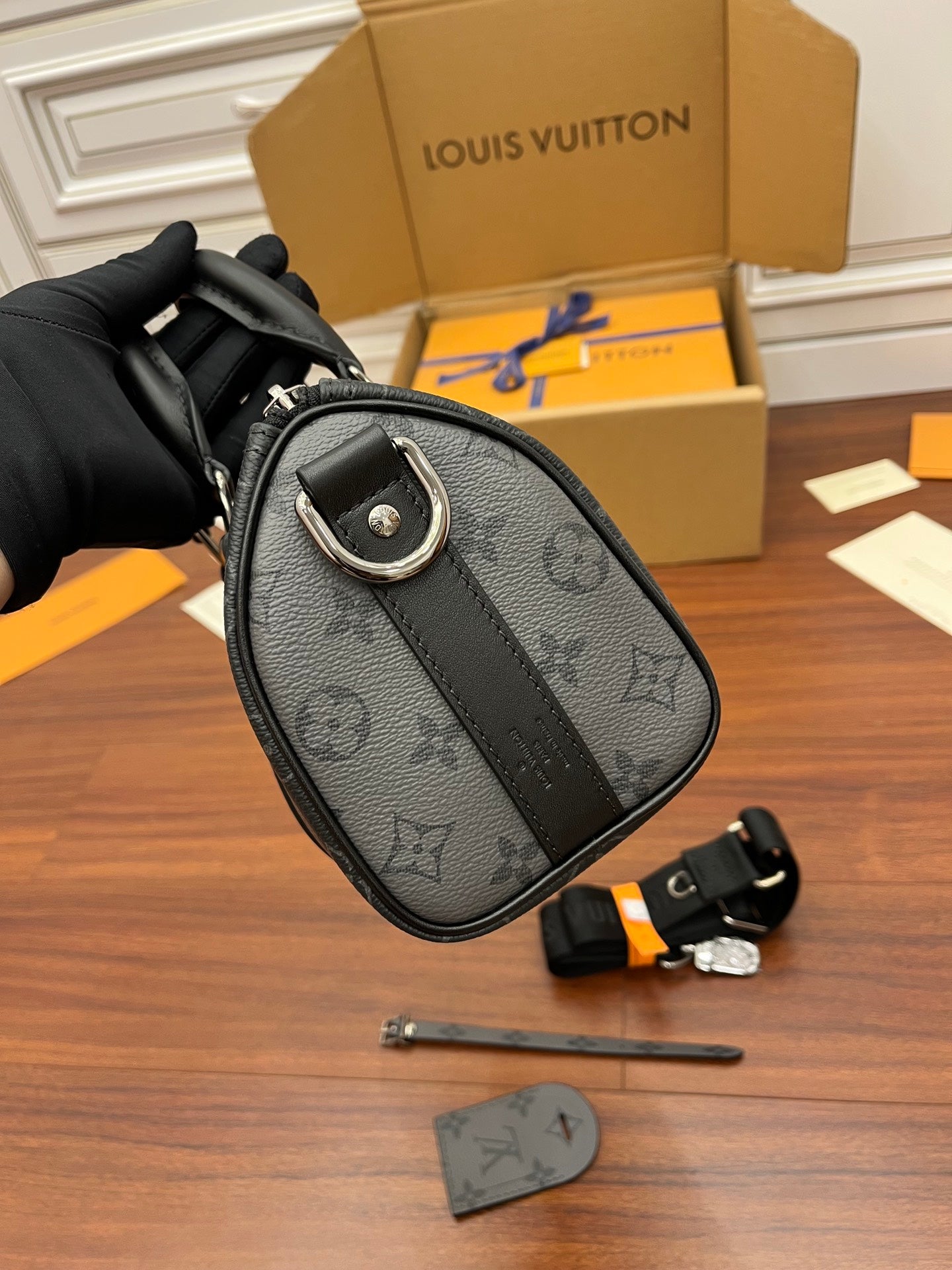 LuxluxHouse Best Quality Bags Best Louis Vuitton Men