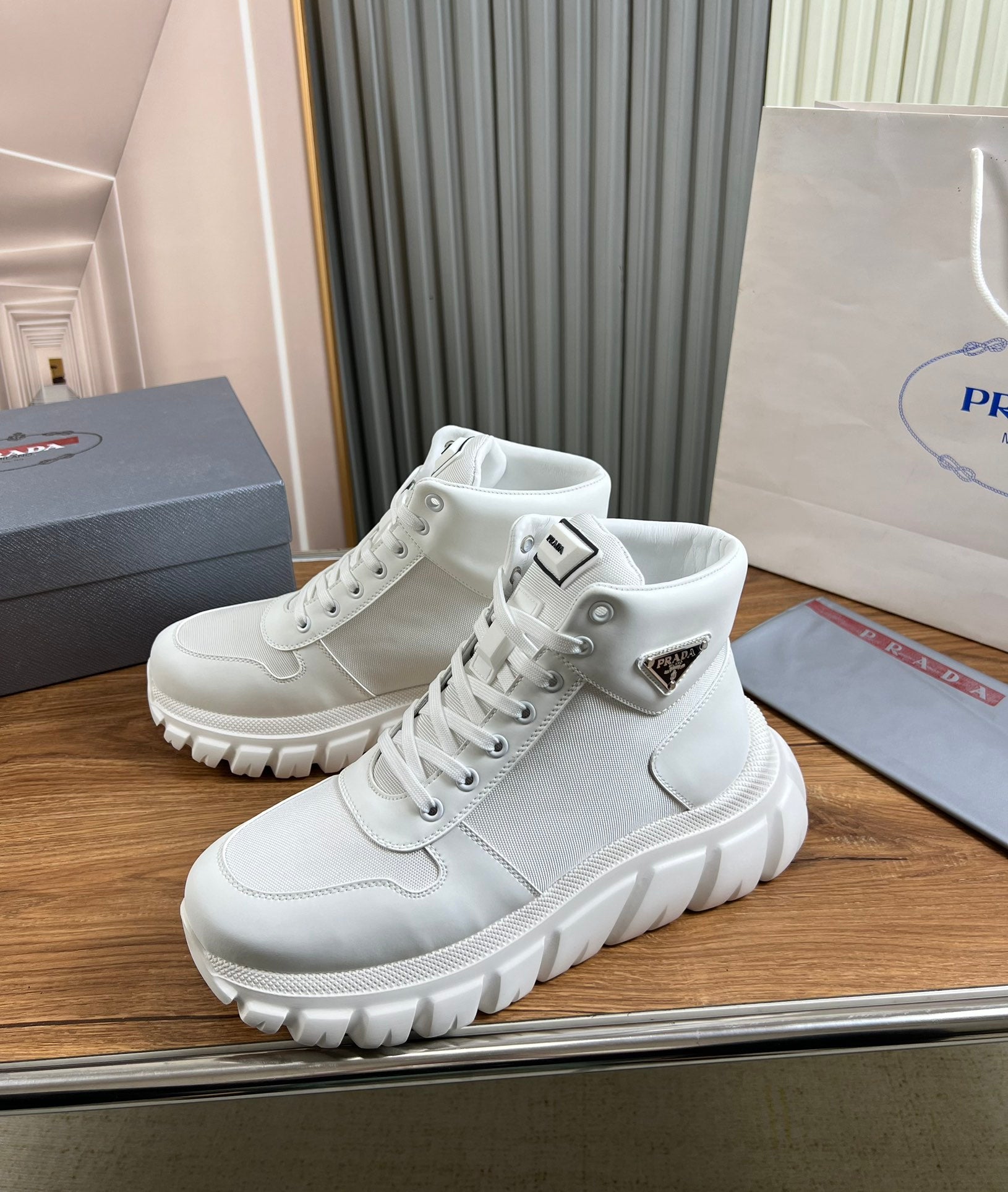 LuxluxHouse Best Quality Shoes Prada
