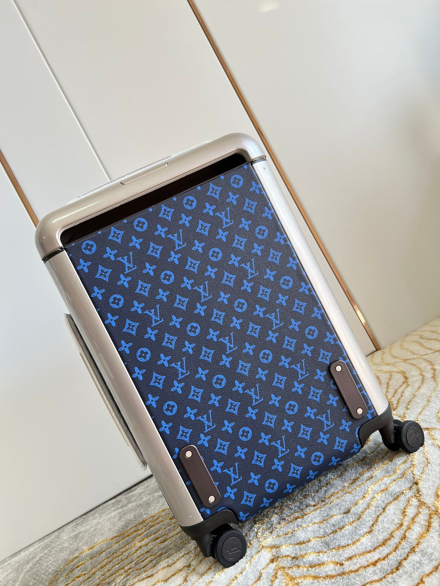 LuxluxHouse Best Quality Bags Luggage