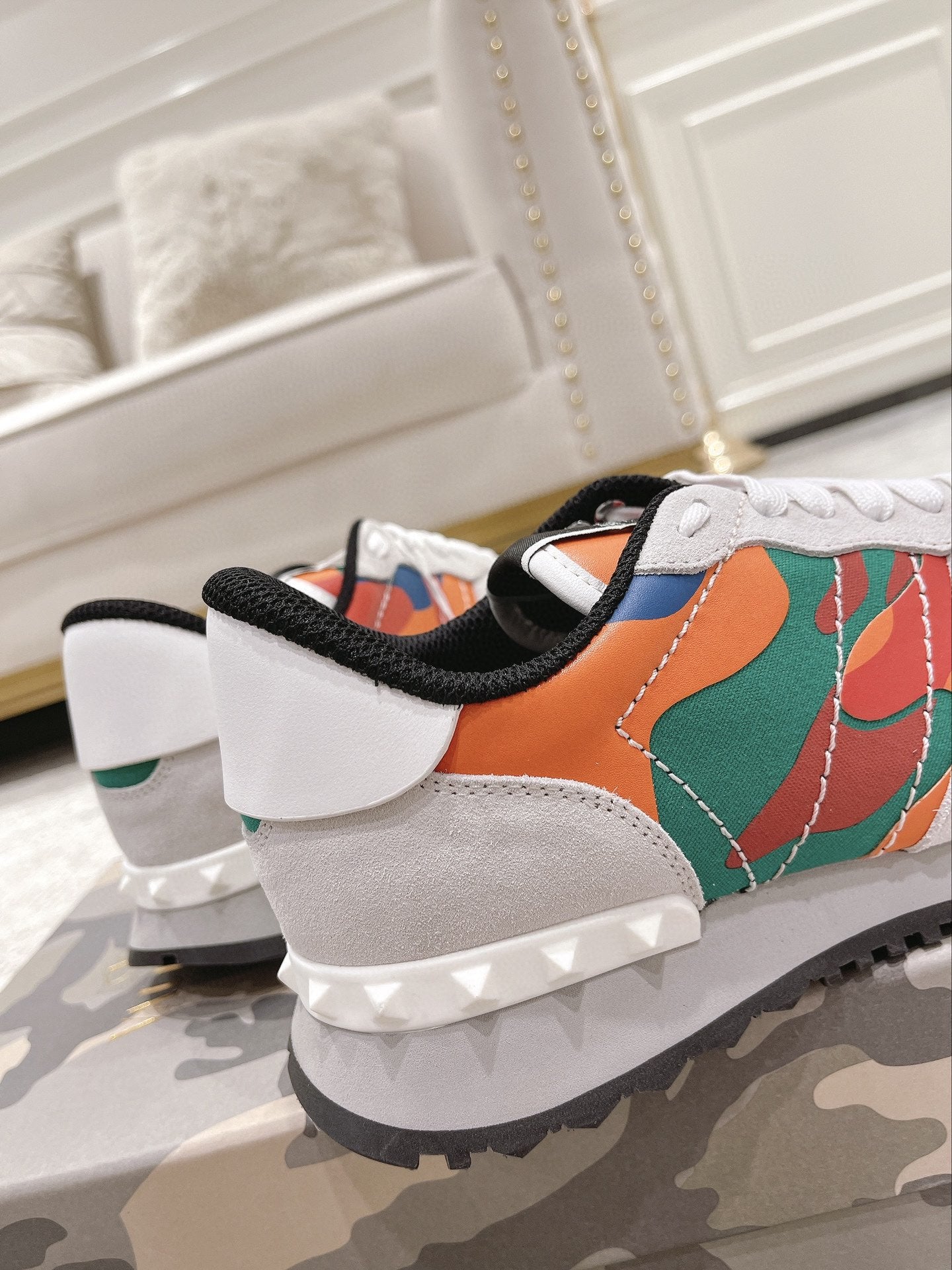 LuxluxHouse Best Quality Shoes Valentino