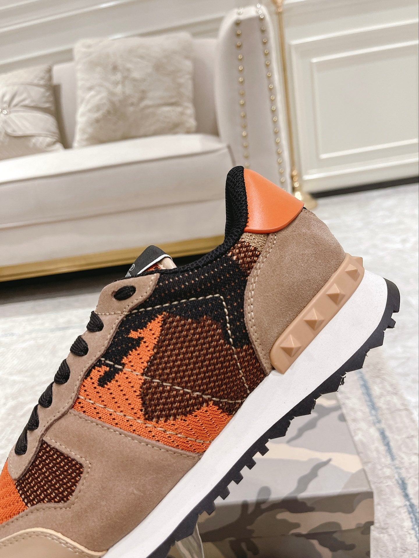 LuxluxHouse Best Quality Shoes Valentino