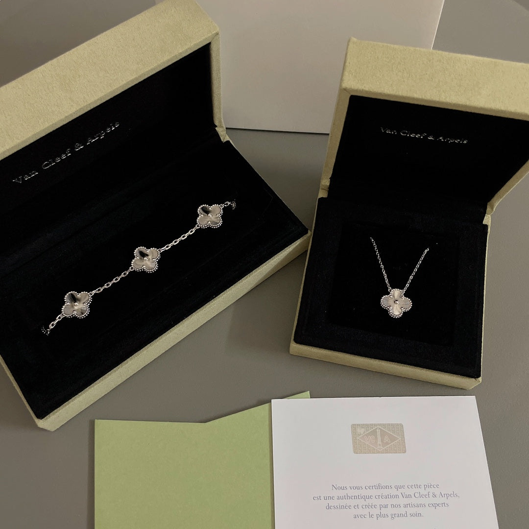 LuxluxHouse Best Quality Accessories Bracelet Van Cleef & Arpels Necklace