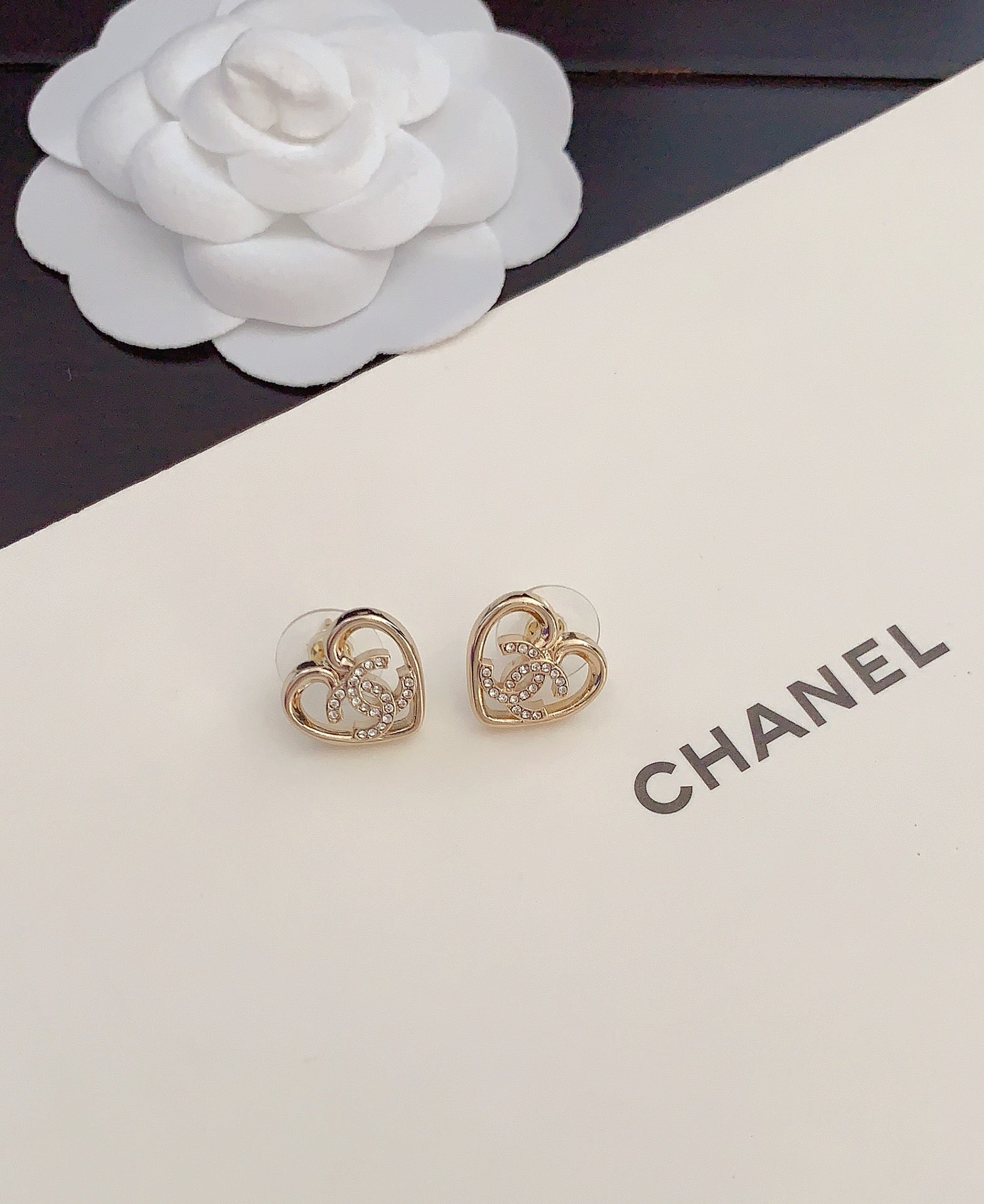 LuxluxHouse Best Quality Accessories Chanel