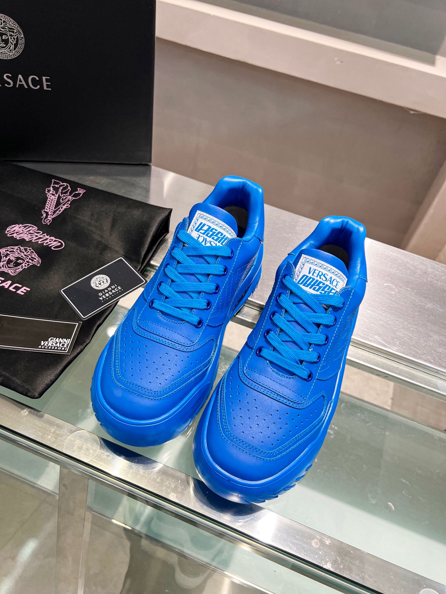 LuxluxHouse Best Quality Shoes Versace