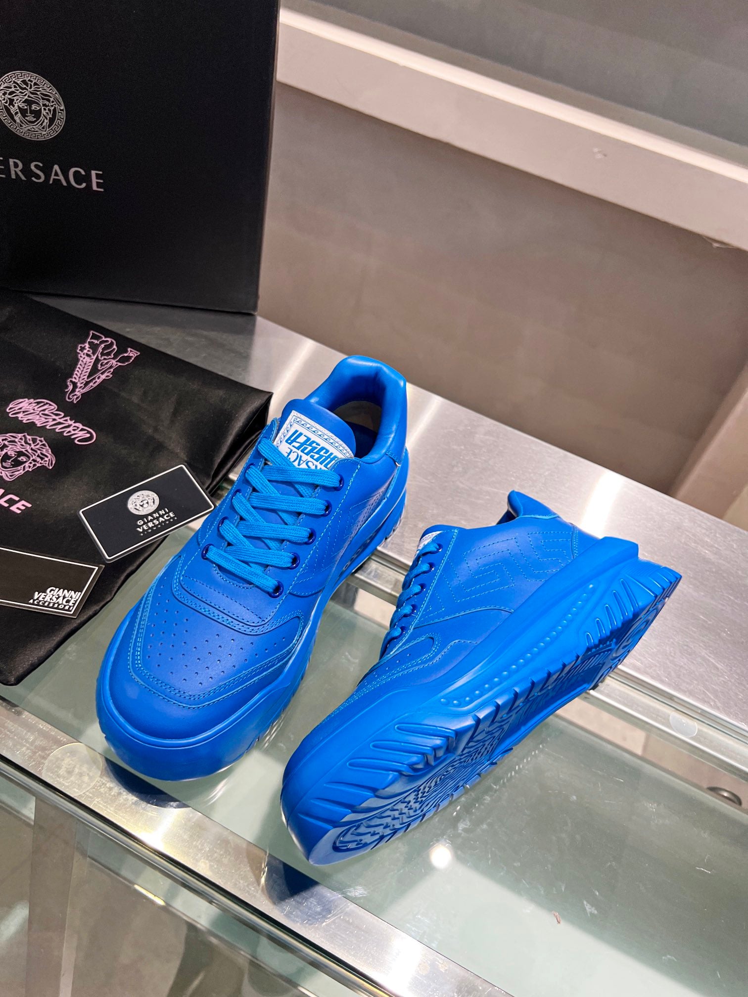 LuxluxHouse Best Quality Shoes Versace