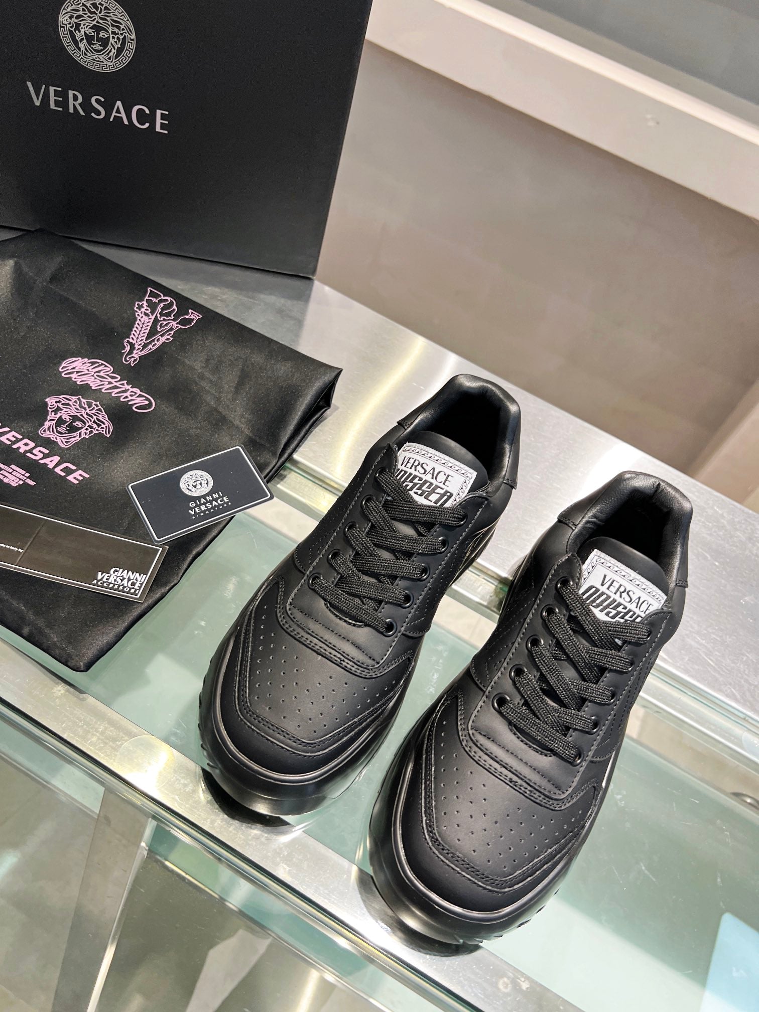 LuxluxHouse Best Quality Shoes Versace