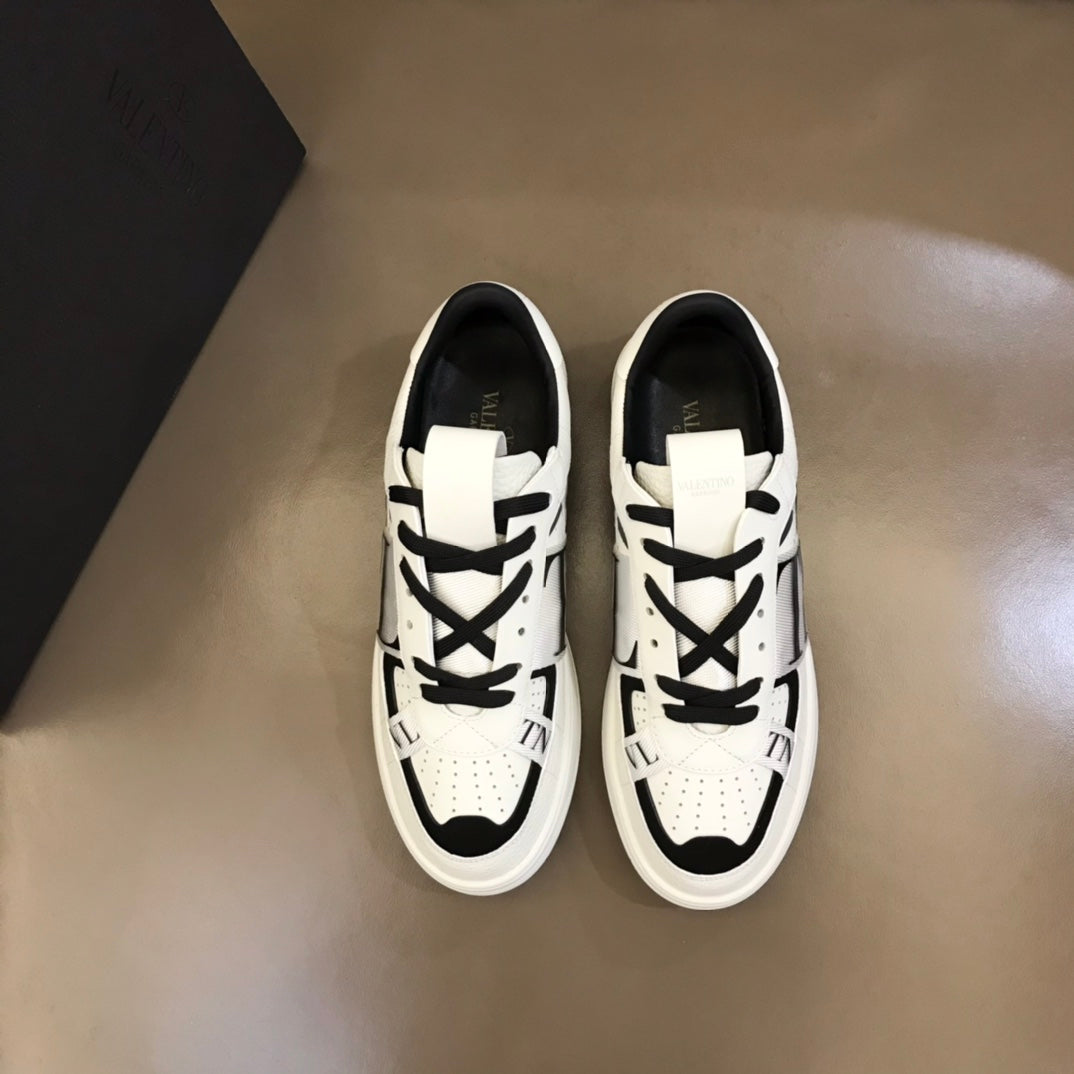 LuxluxHouse Best Quality Shoes Valentino