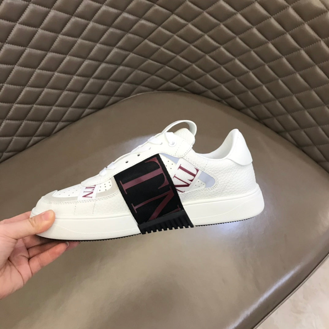 LuxluxHouse Best Quality Shoes Valentino