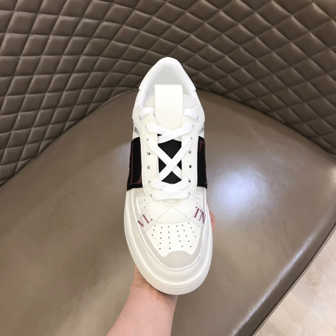 LuxluxHouse Best Quality Shoes Valentino