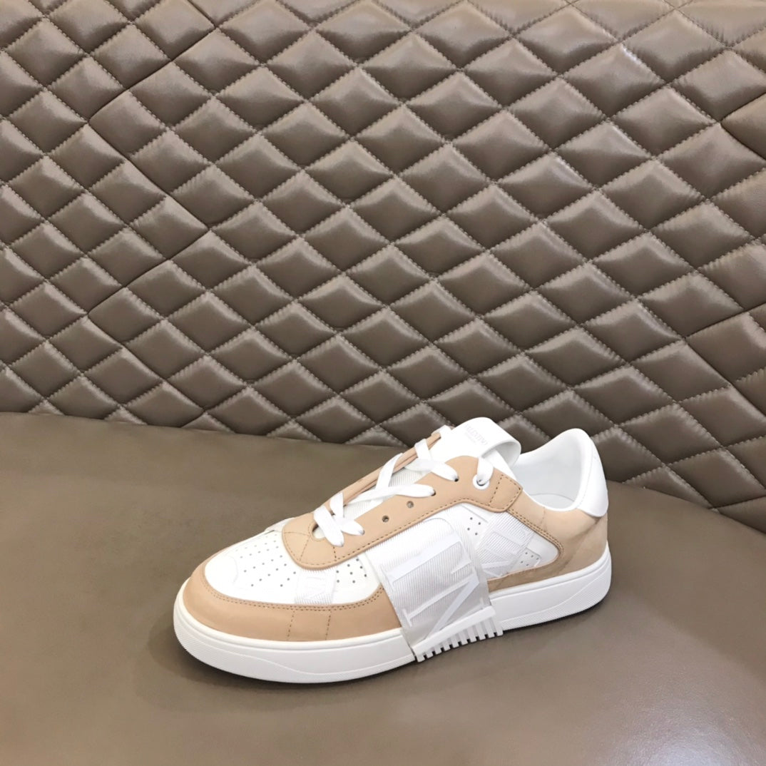 LuxluxHouse Best Quality Shoes Valentino