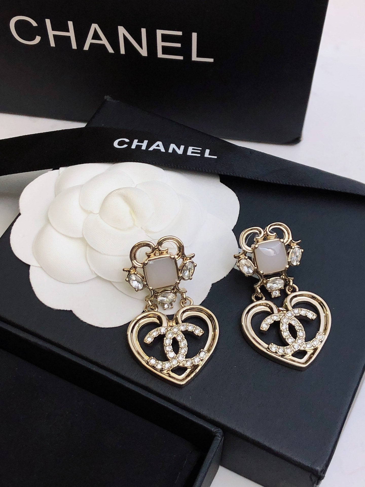 LuxluxHouse Best Quality Accessories Chanel