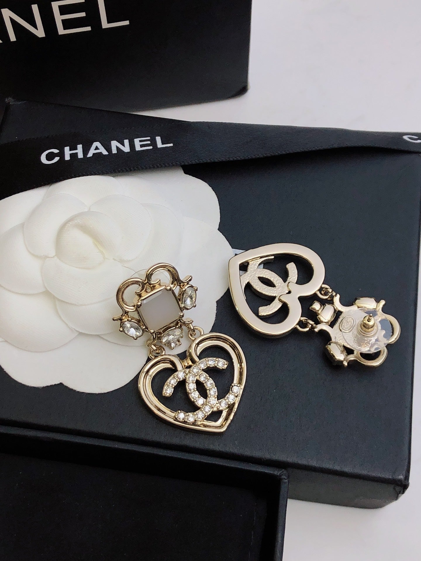 LuxluxHouse Best Quality Accessories Chanel