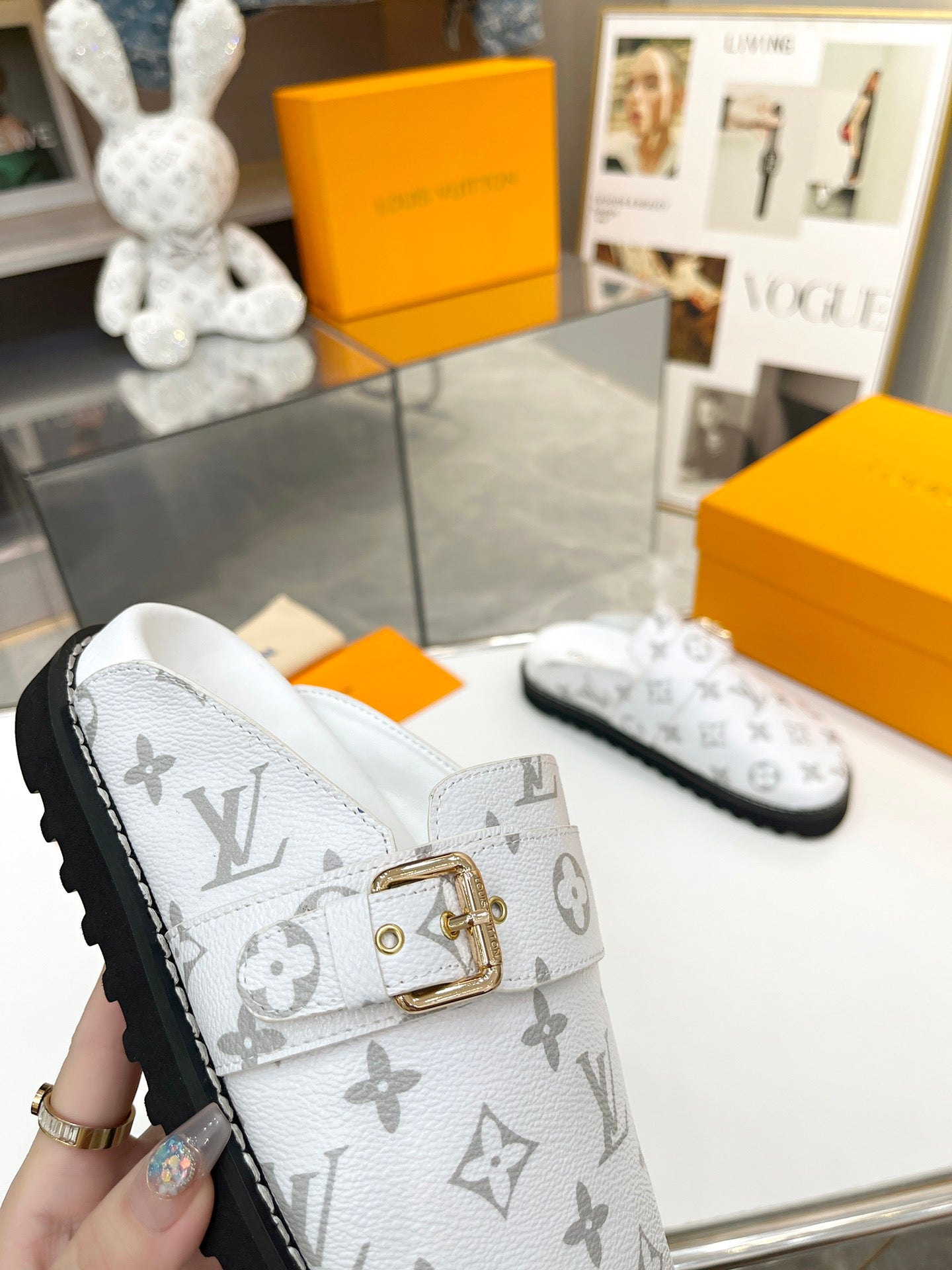 LuxluxHouse Best Quality Sandals Louis Vuitton