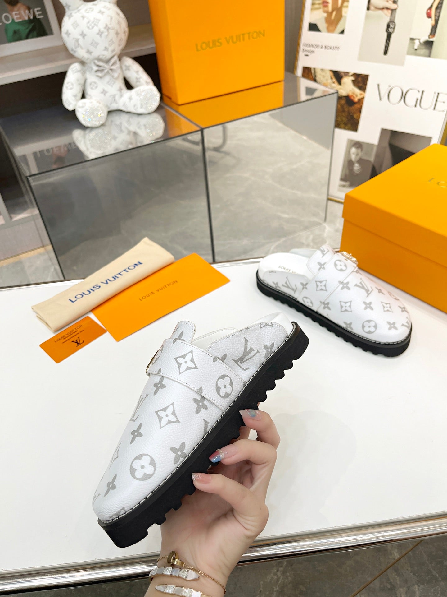 LuxluxHouse Best Quality Sandals Louis Vuitton