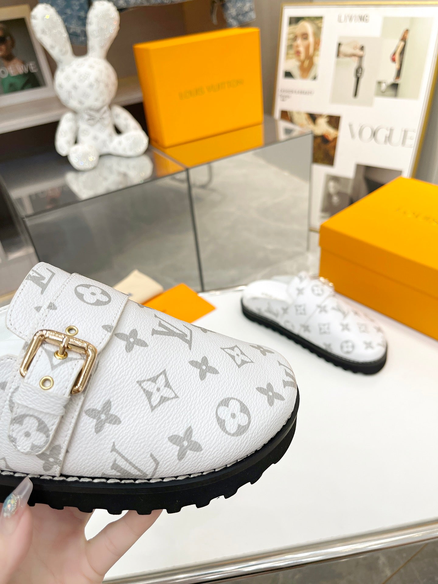 LuxluxHouse Best Quality Sandals Louis Vuitton