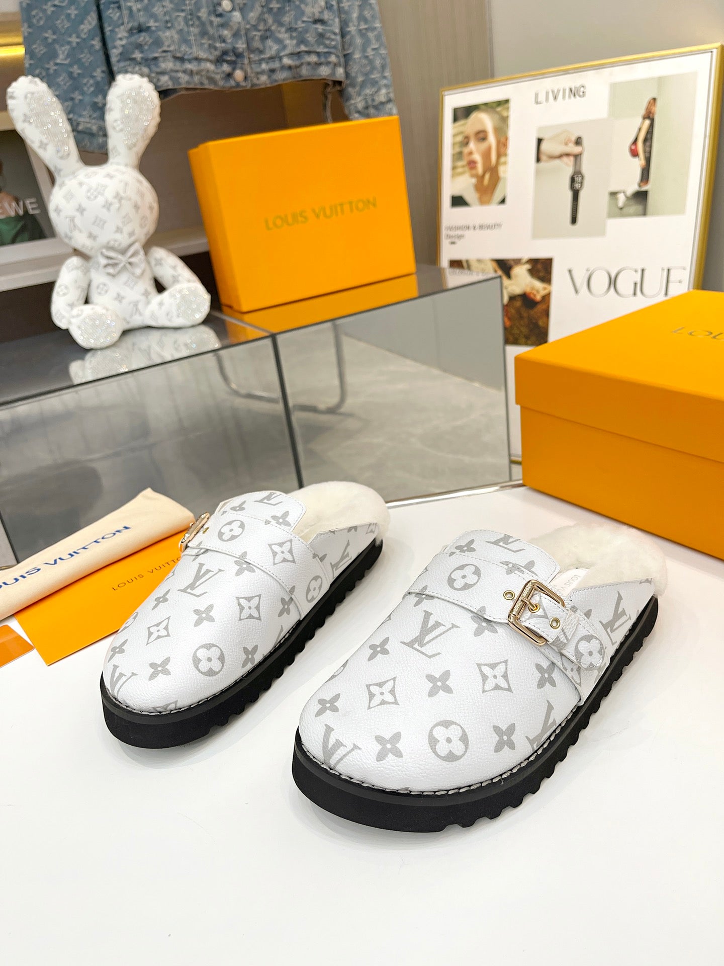 LuxluxHouse Best Quality Sandals Louis Vuitton