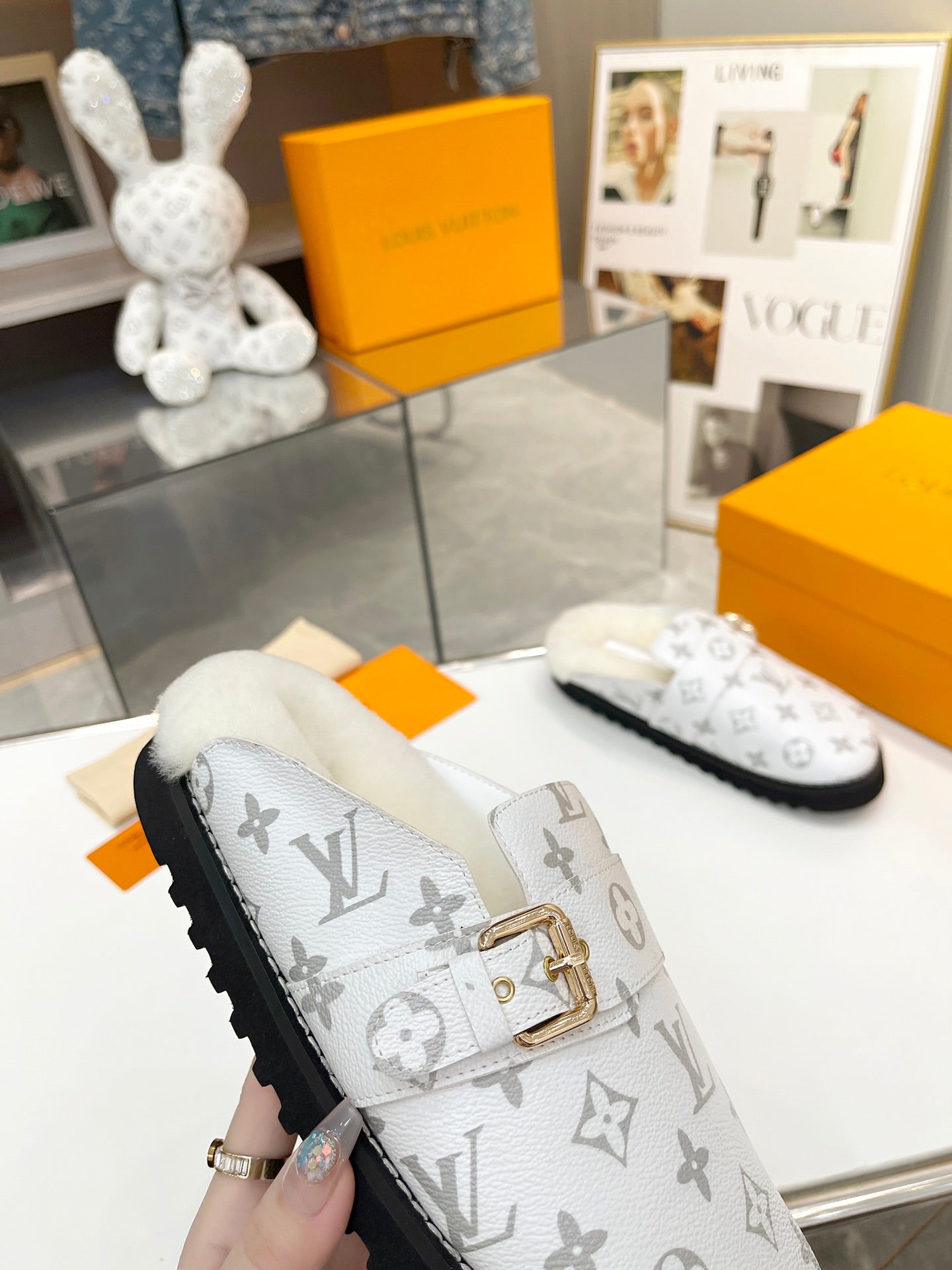 LuxluxHouse Best Quality Sandals Louis Vuitton