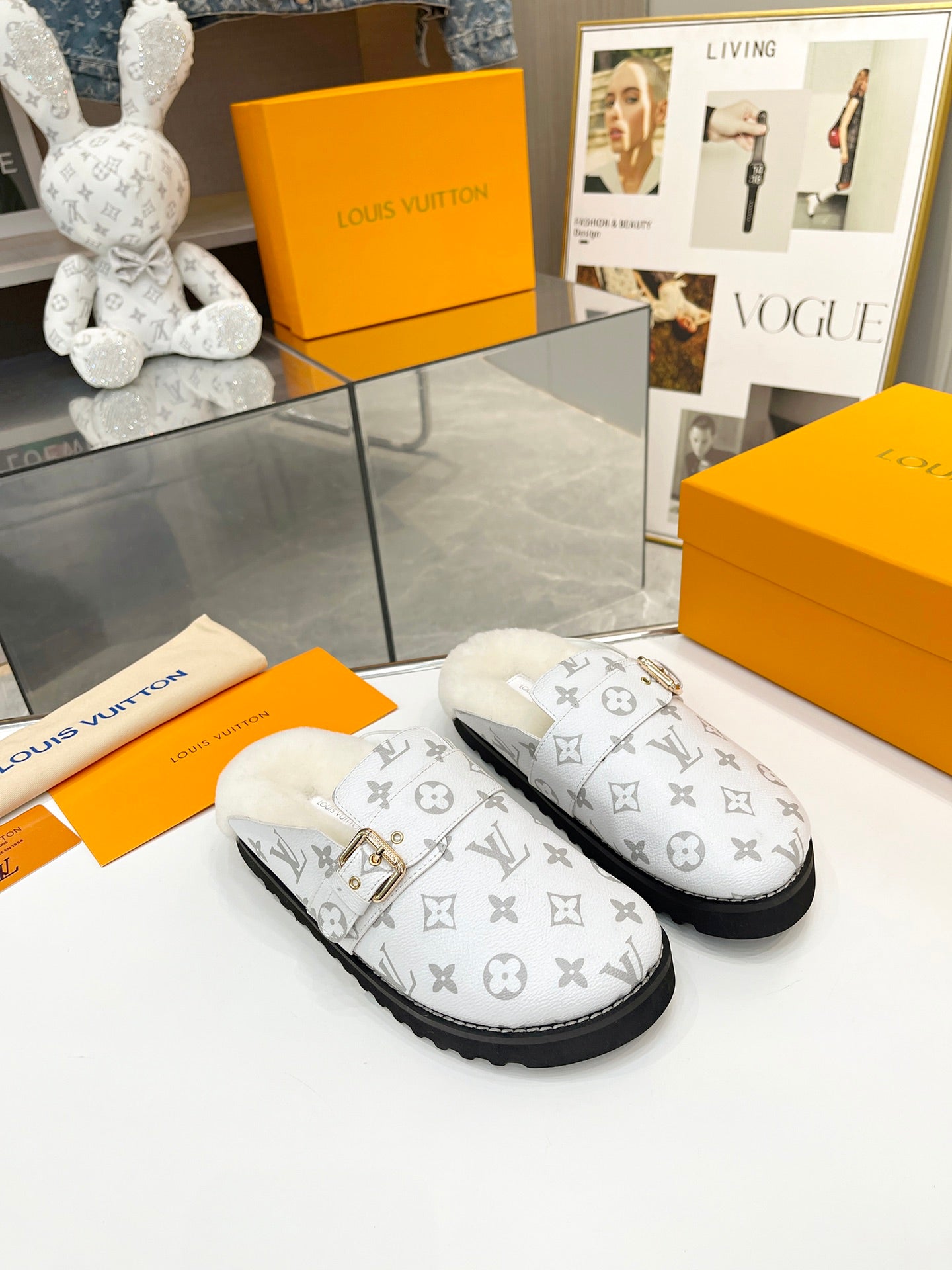 LuxluxHouse Best Quality Sandals Louis Vuitton