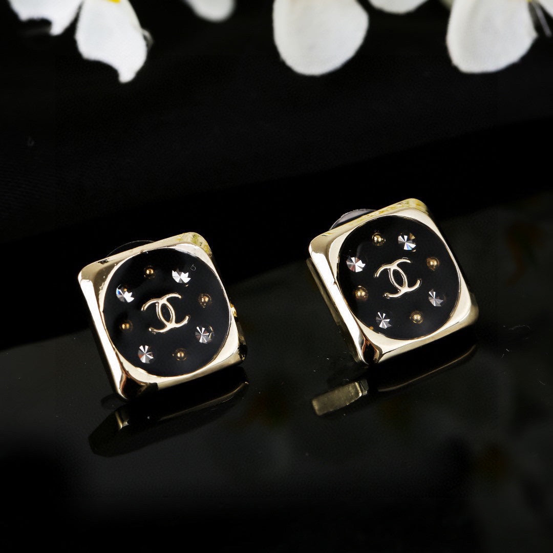 LuxluxHouse Best Quality Accessories Earrings Chanel Earrings