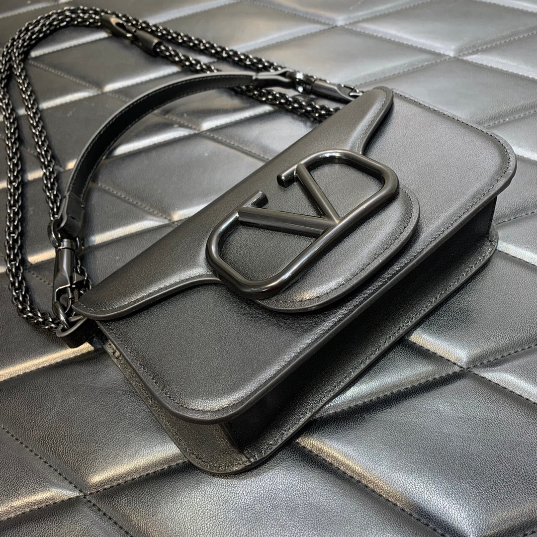 LuxluxHouse Best Quality Bags Valentino Women