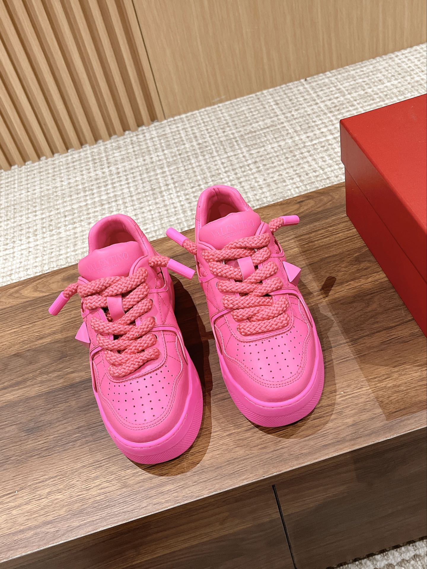 LuxluxHouse Best Quality Valentino Women Shoes