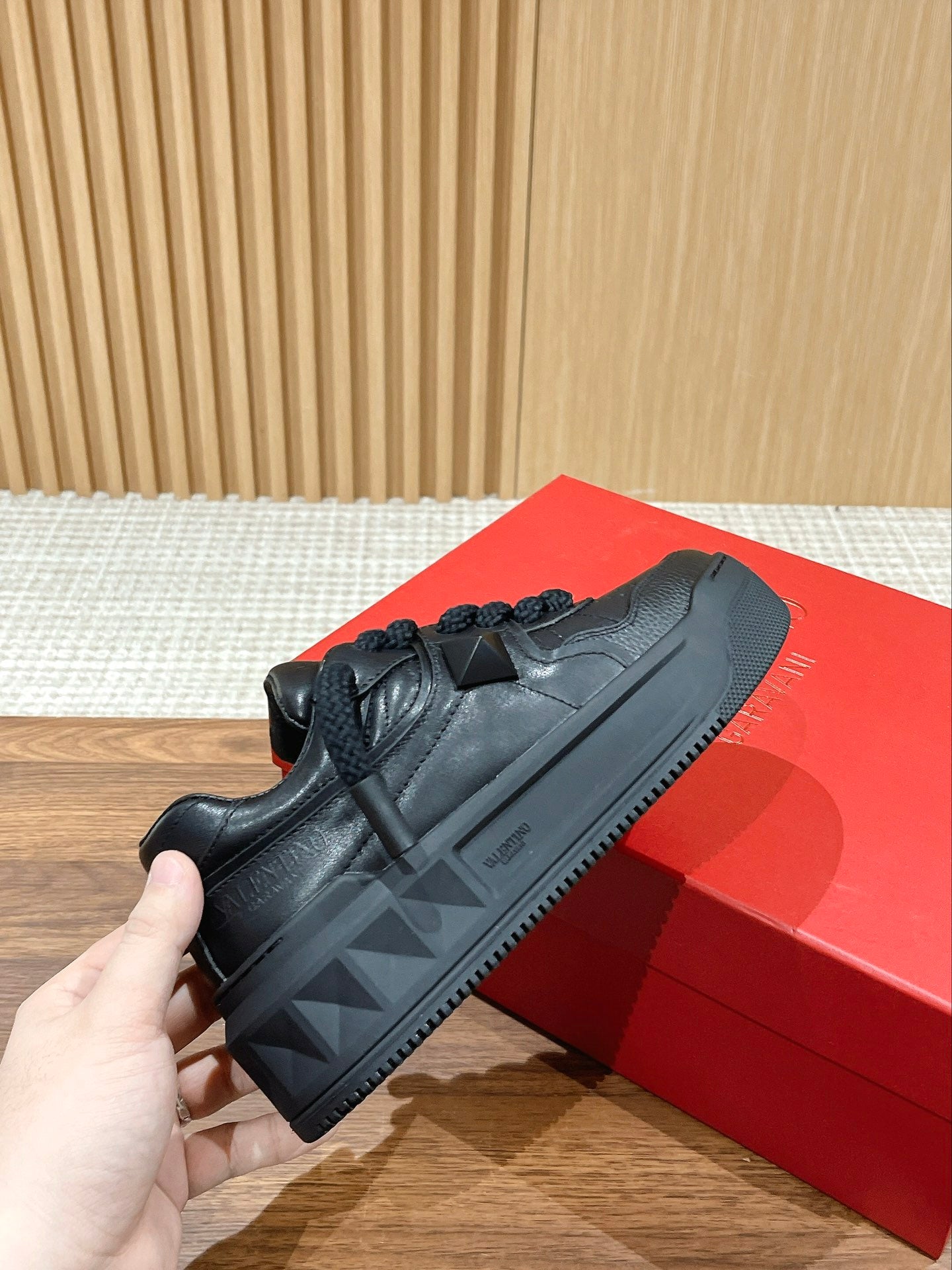 LuxluxHouse Best Quality Valentino Women Shoes