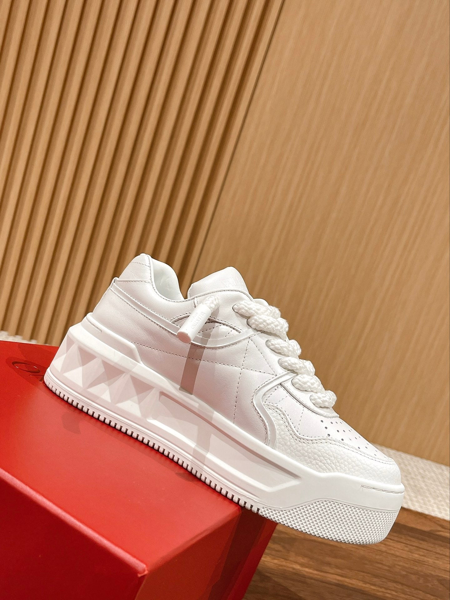 LuxluxHouse Best Quality Valentino Women Shoes