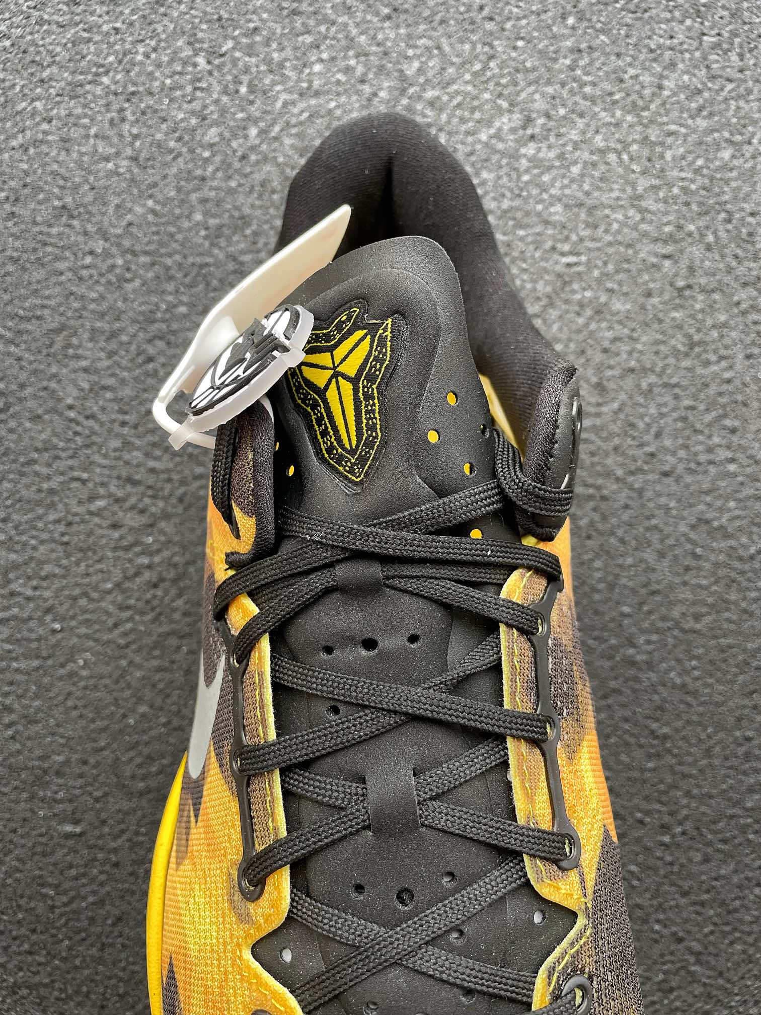 Max/WKB Batch-Nike Kobe 8 Protro “Sulfur/Electric”
