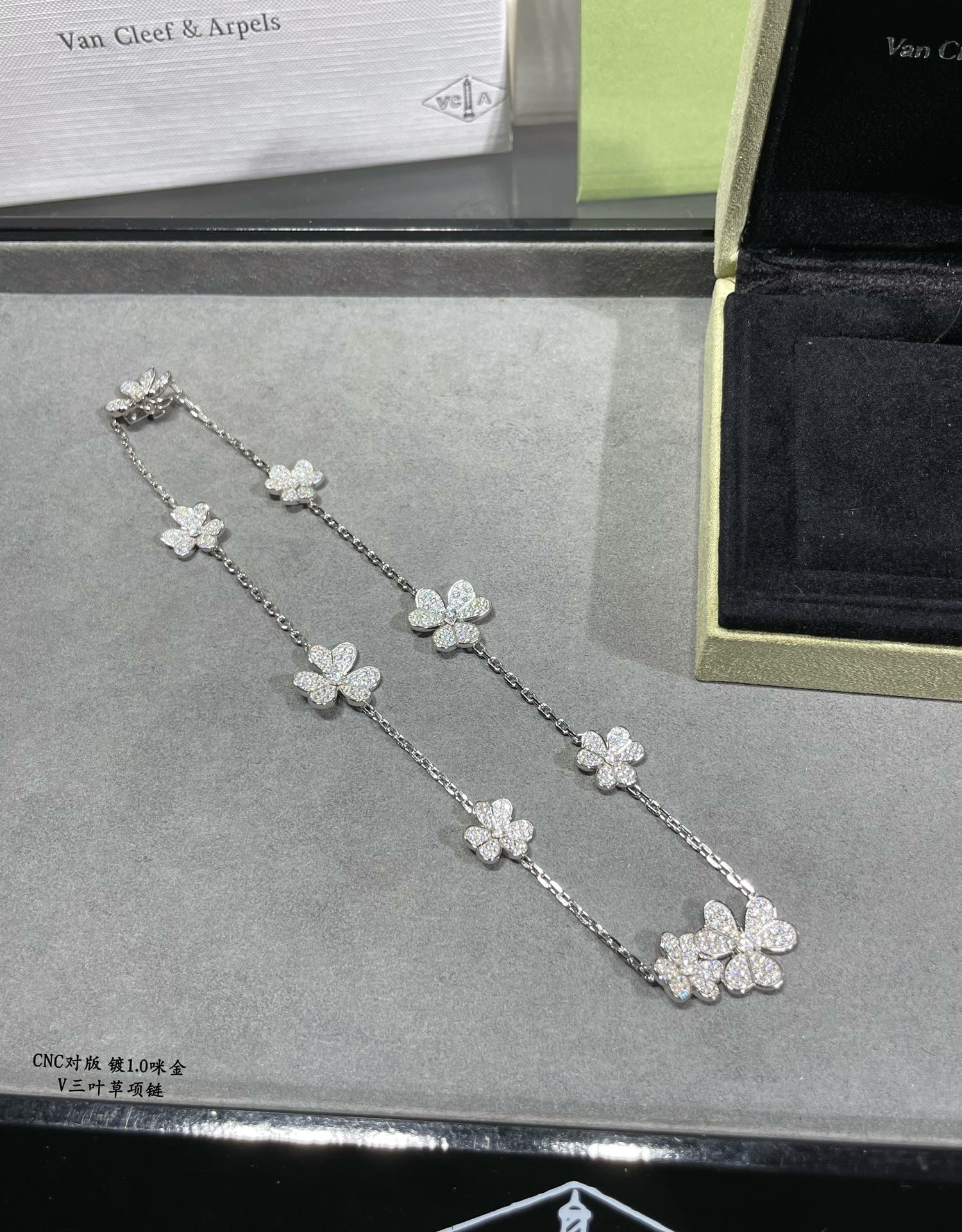 LuxluxHouse Best Quality Accessories Van Cleef & Arpels