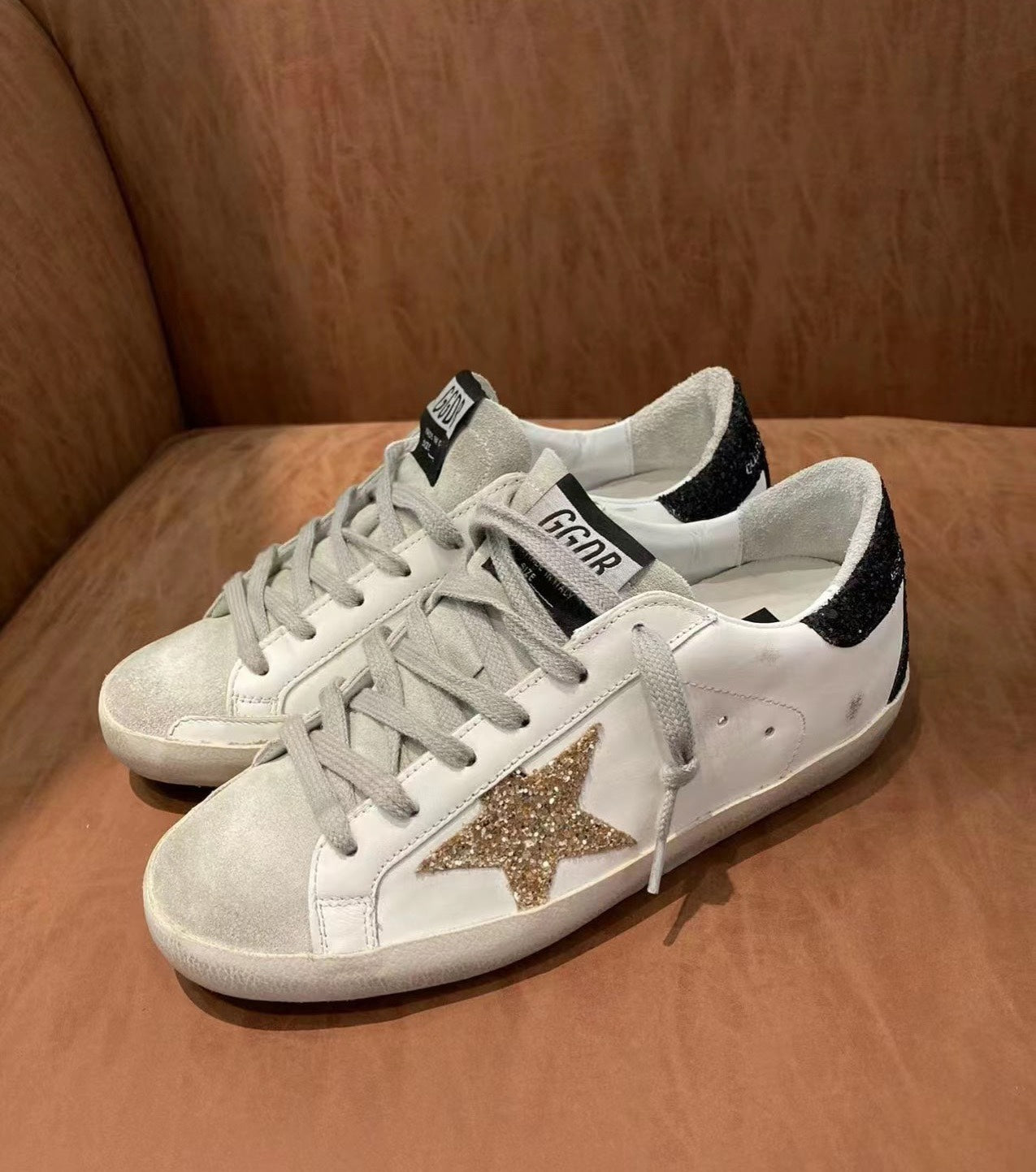 LuxluxHouse Best Quality Shoes Golden Goose