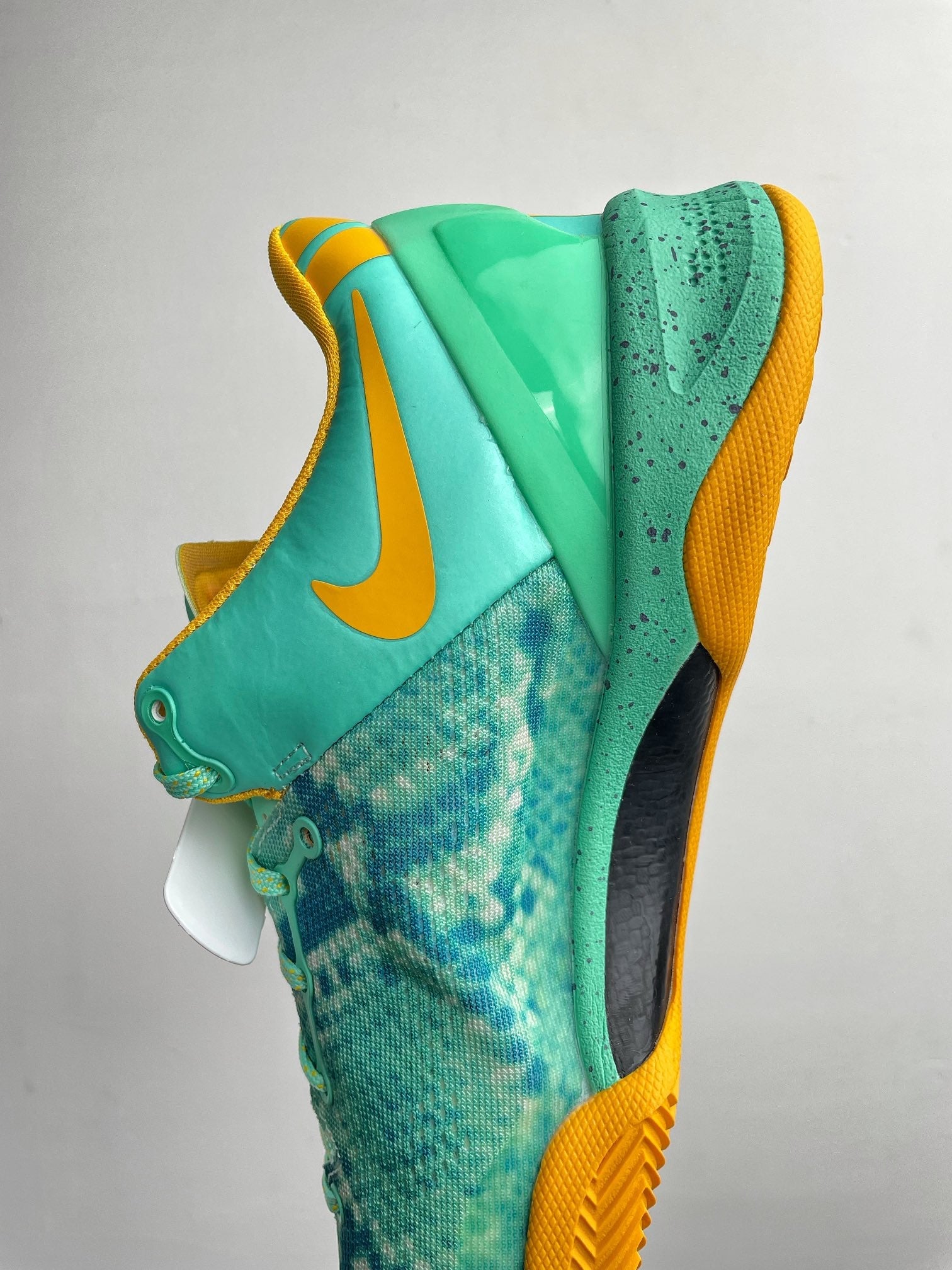 Max/WKB Batch-Nike Kobe 8 Protro “Green Glow”