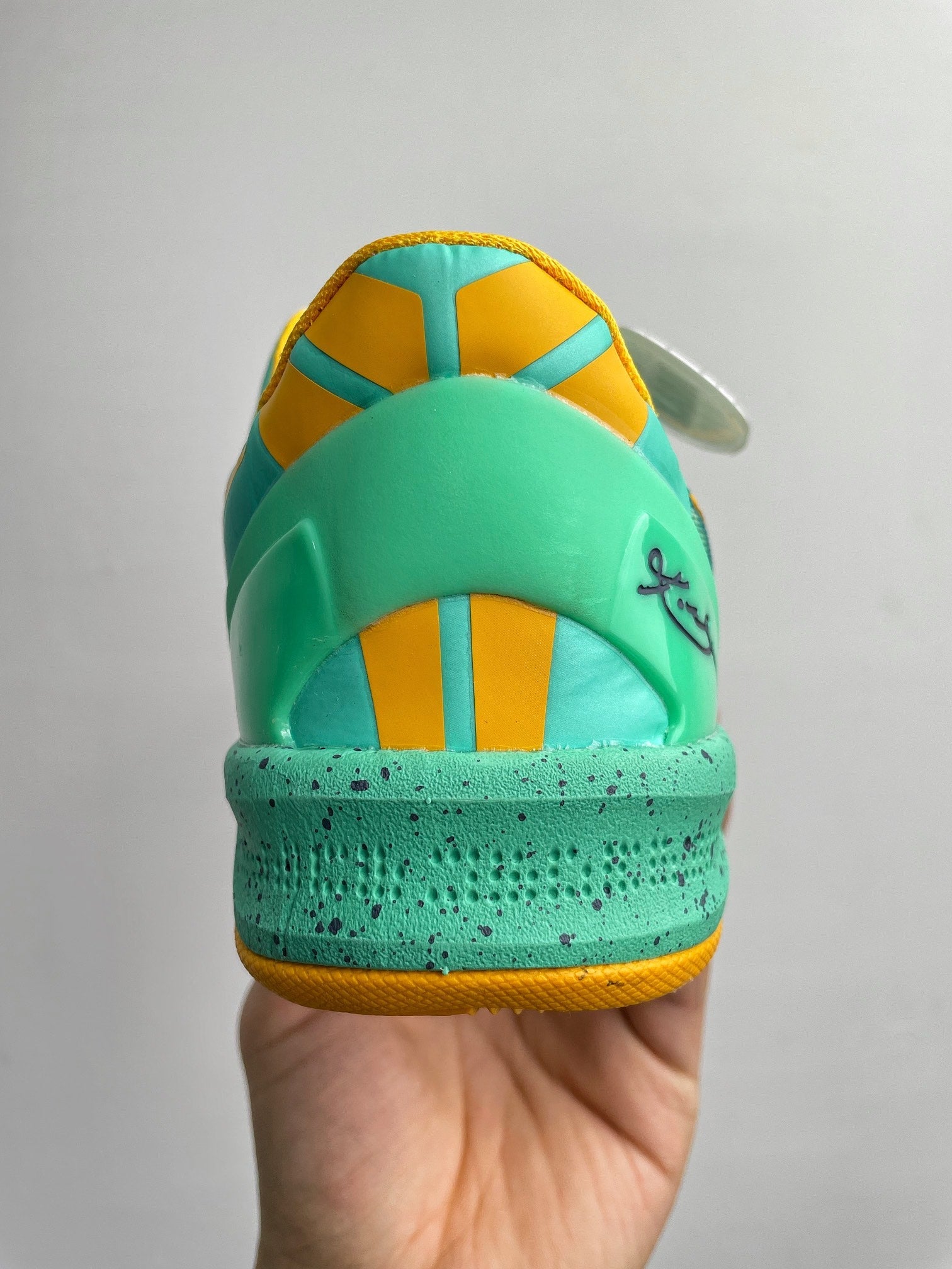 Max/WKB Batch-Nike Kobe 8 Protro “Green Glow”