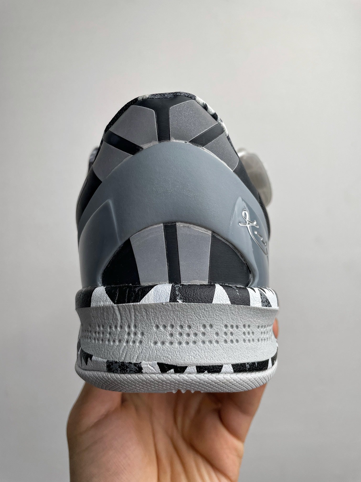 Max/WKB Batch-Nike Kobe 8 Protro “System PP”