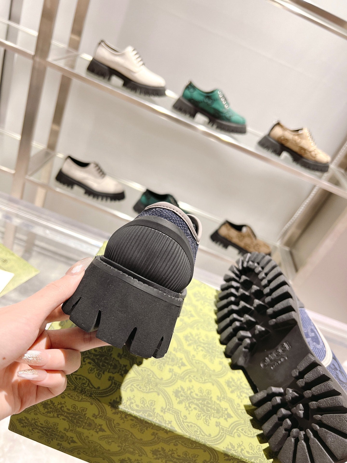 LuxluxHouse Best Quality Shoes Gucci